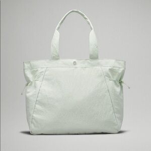 Lululemon Side-Cinch Shopper Bag 18L Mint Green